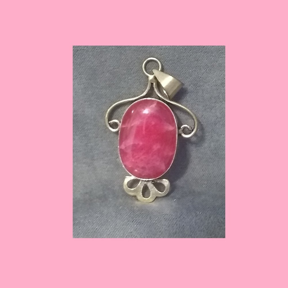 Pretty Pendant with Pink Cabochon